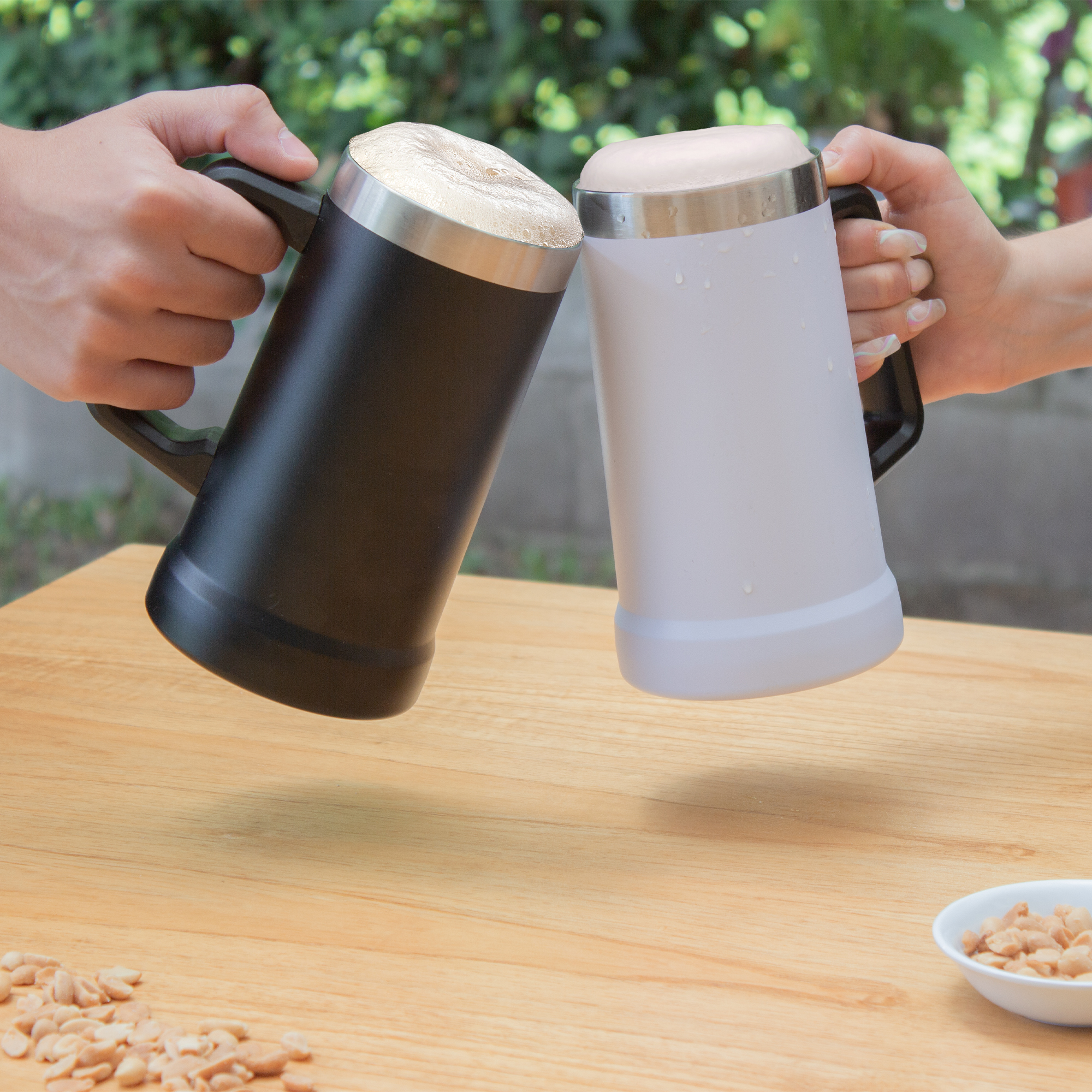 Tarro cervezero de Acero Inoxidable (710ml) de doble pared termica. Hasta 3 Horas Frío y 2 Horas Caliente (Negro)
