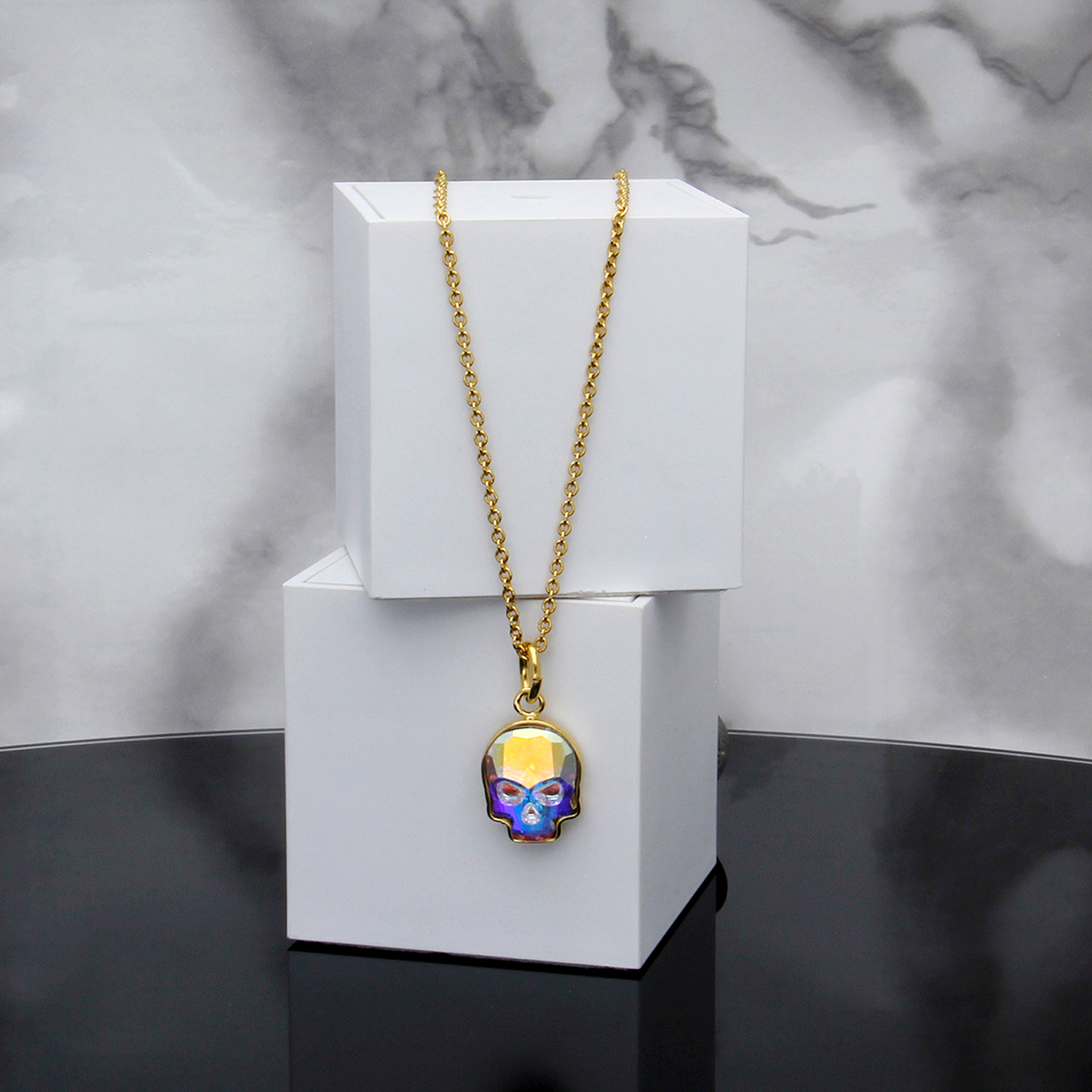 Collar Calavera Baño de Oro 14K | Cristal Swarovski Tornasol.