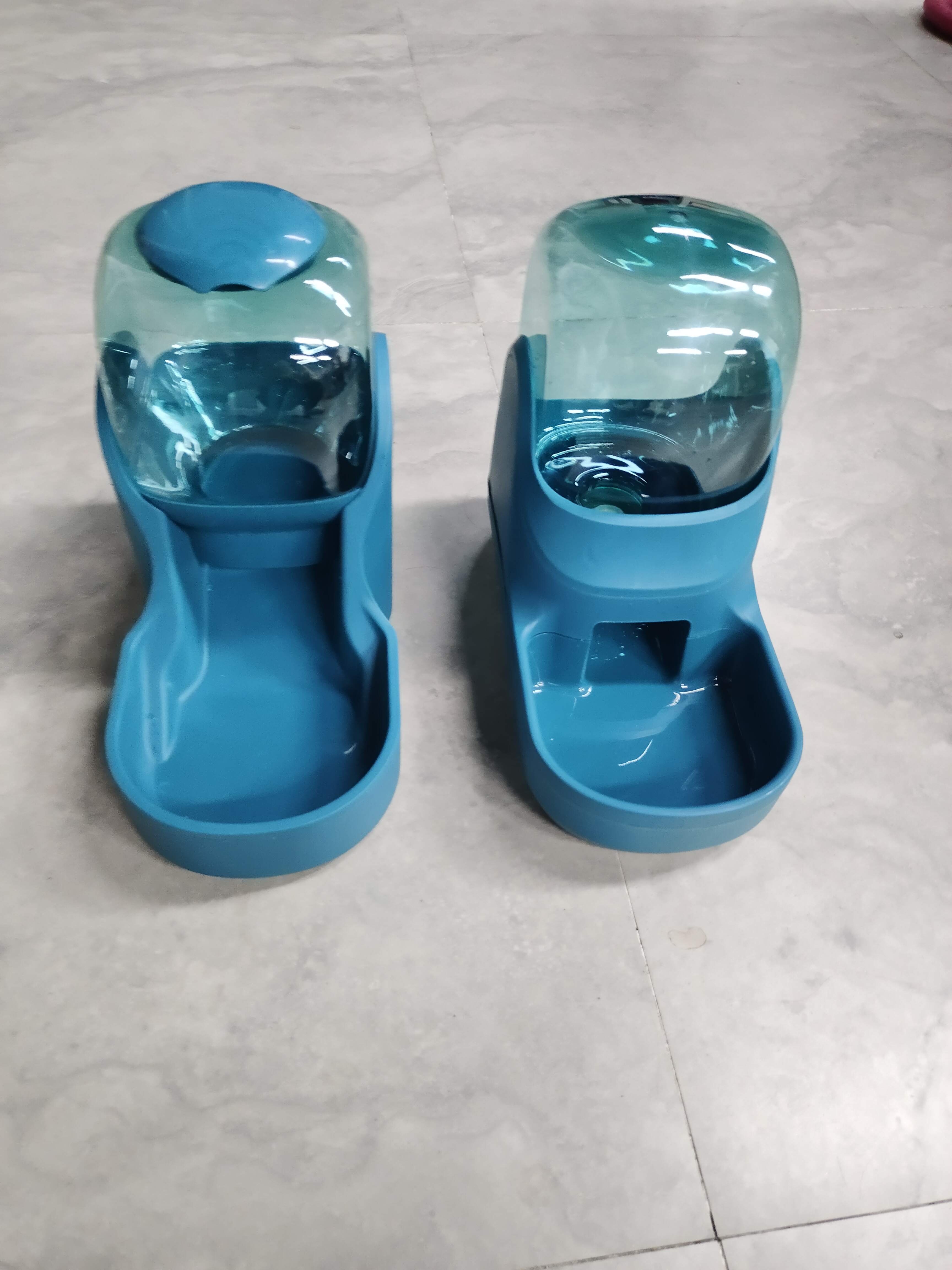 Dispensador De Comida Y Agua Para Mascota Premium De Lujo.