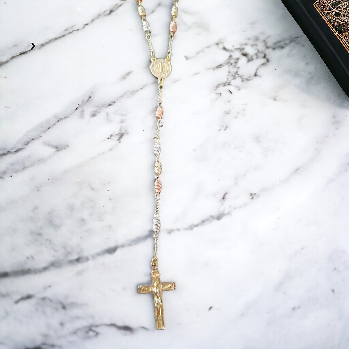 Rosario Catolico, oro laminado 18k, San benito, cruz de jesus.