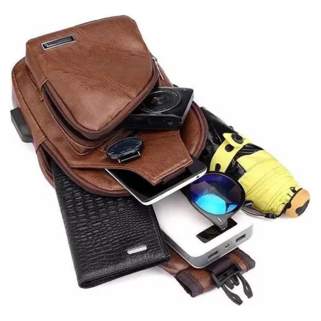 Pechera Mochila Cruzada Con Usb Moda Tipo Piel Mariconera Br Color Café