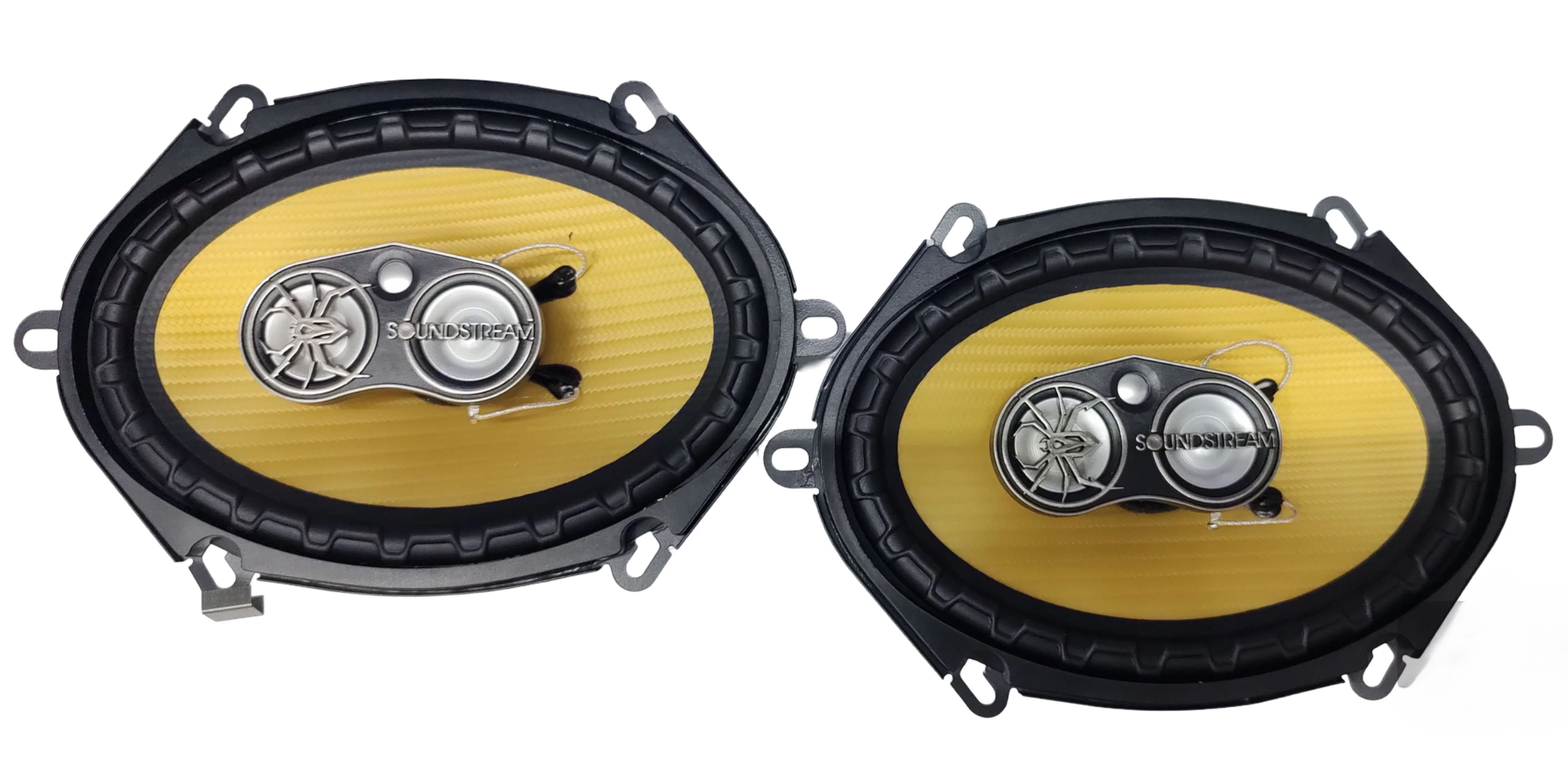 Bocinas Coaxiales SOUNDSTREAM PRO-570 140w Rms 5X7 Pulgadas 4 Ohms 2 Vías Cono Fibra de Carbono IMPP.