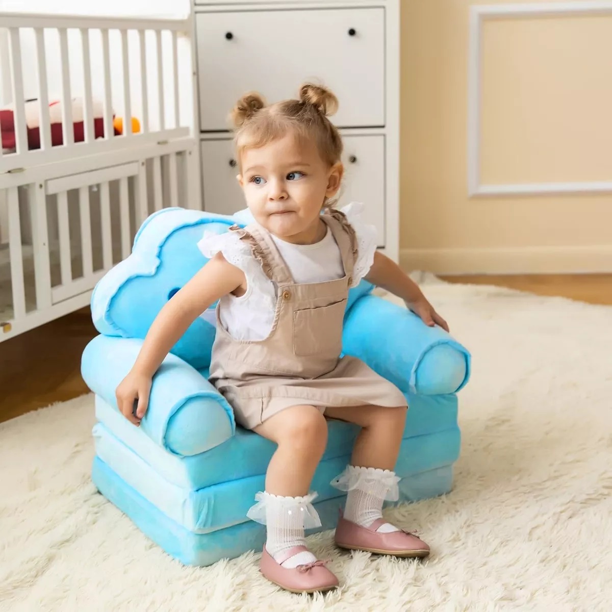 Sillon infantil convertible a cama sofa cama.