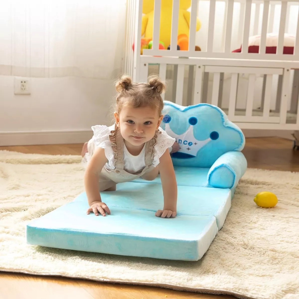 Sillon infantil convertible a cama sofa cama.