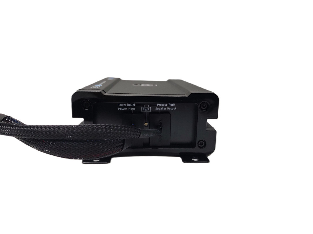Amplificador Marino Monoblock DB Drive NEO M1 500W Clase D.