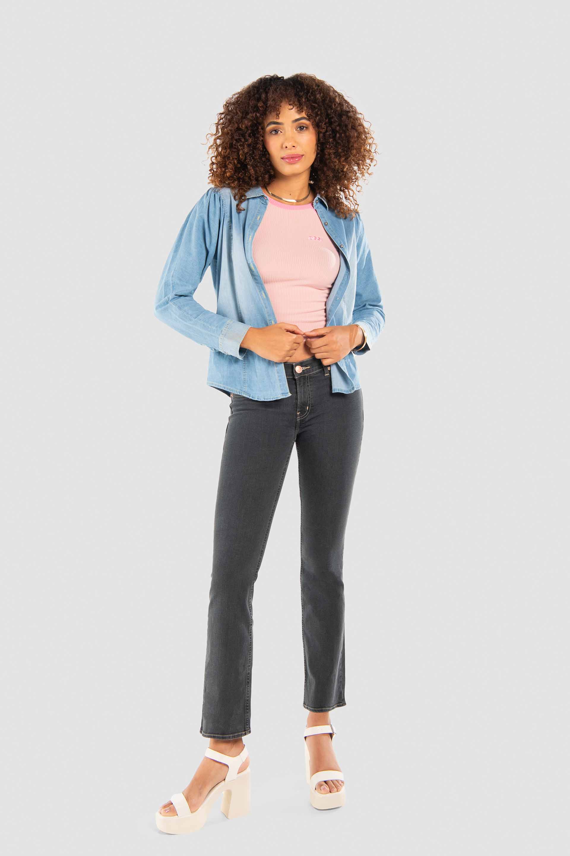 Oggi Jeans para Mujer Yess Ivy Semi Acampanado.