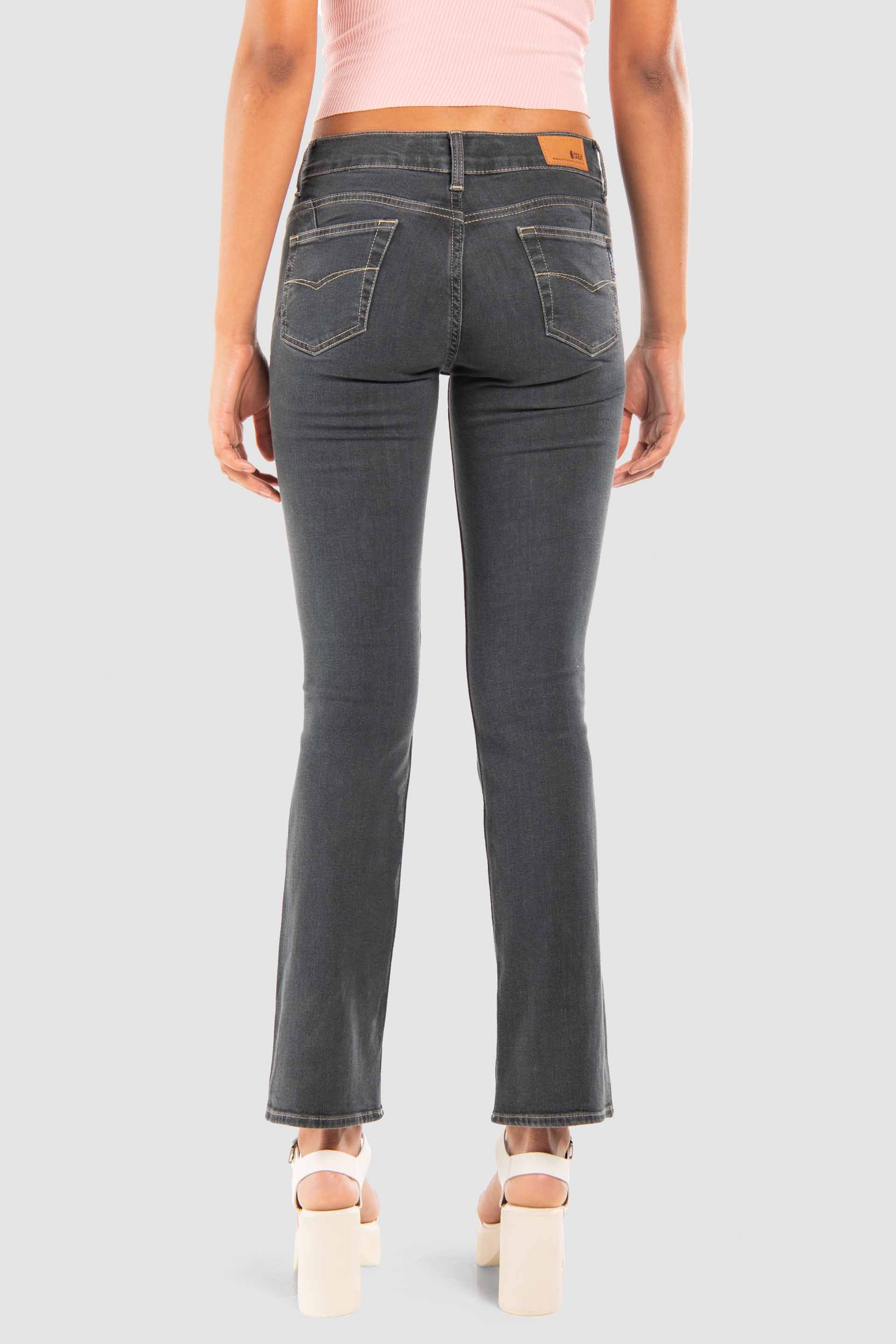 Oggi Jeans para Mujer Yess Ivy Semi Acampanado.