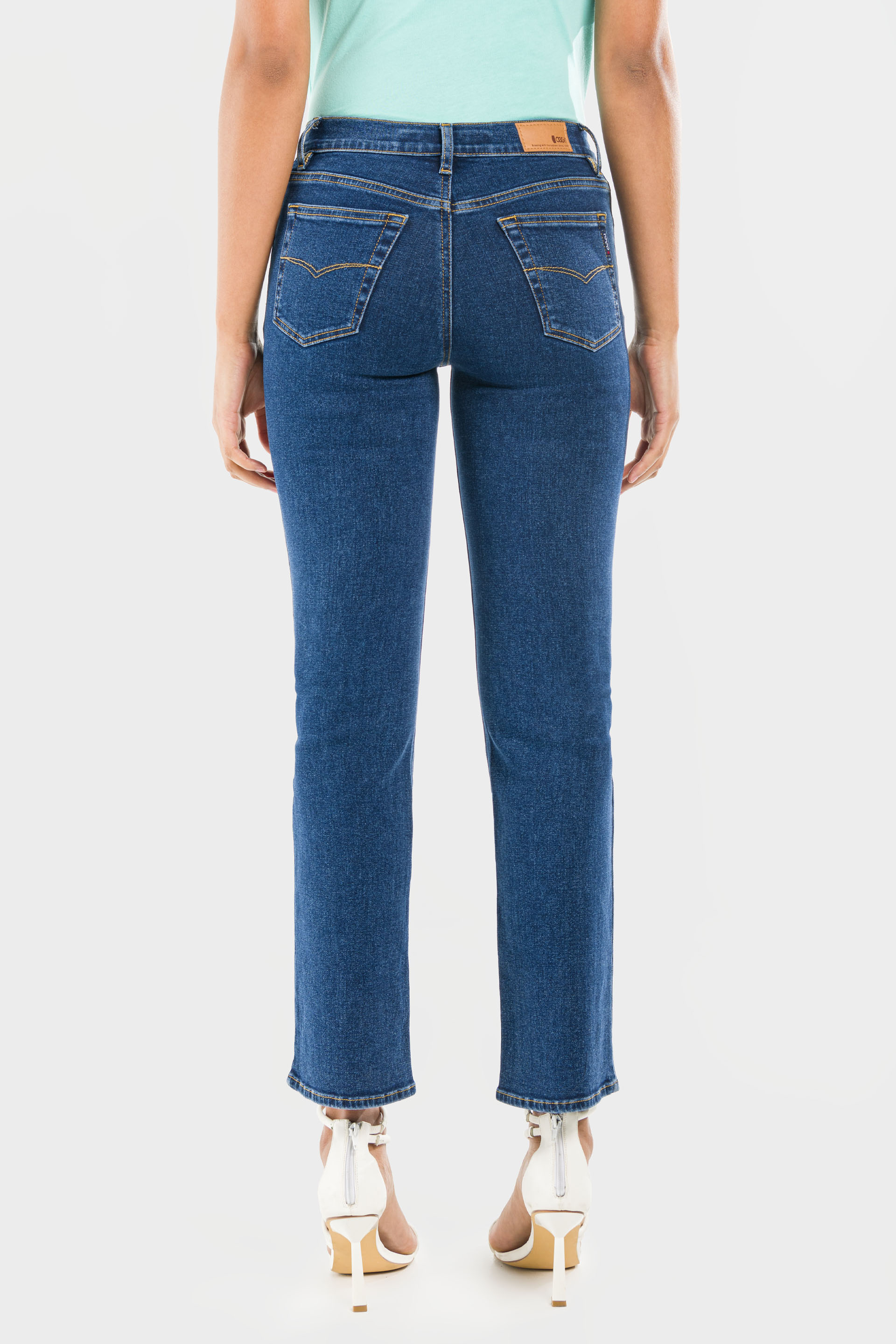Oggi jeans para Dama Atraction Gin Ink Cintura Alta.