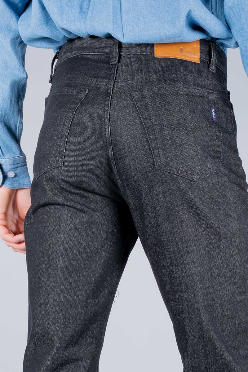 Oggi Jeans para Hombre Pantalon de Mezclilla Power Spring Black.