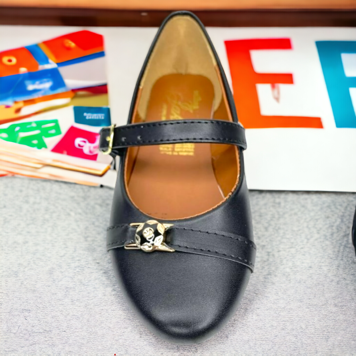 Zapato Escolar Para Niña Resistente De Escolta Negro LAS CUATAS.