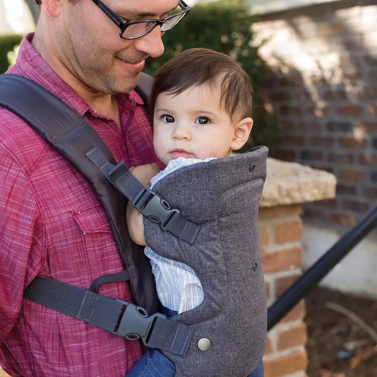 Mochila cangurera para bebé sale