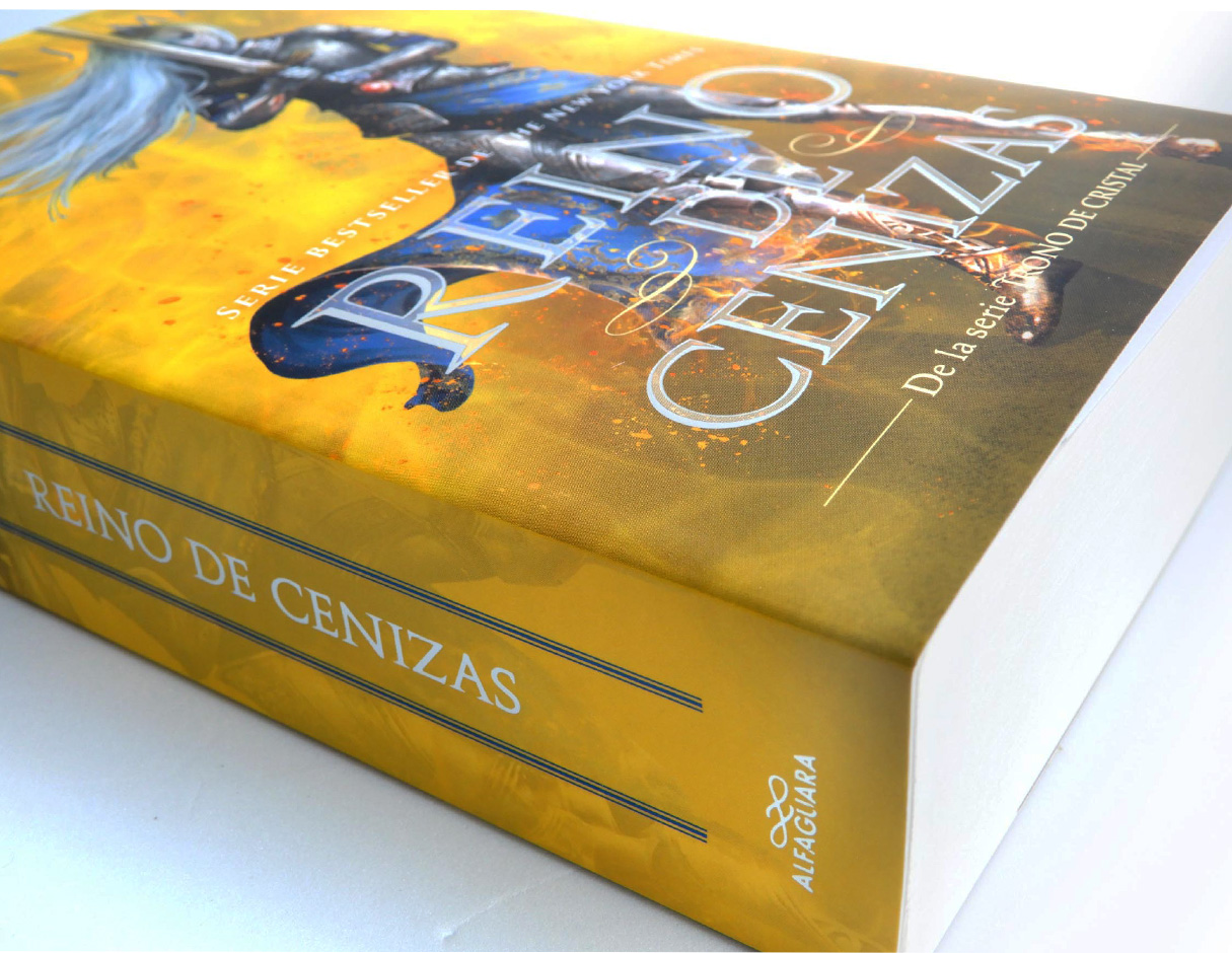 Trono de Cristal 7 Reino de cenizas  Autor Sarah J. Mass.