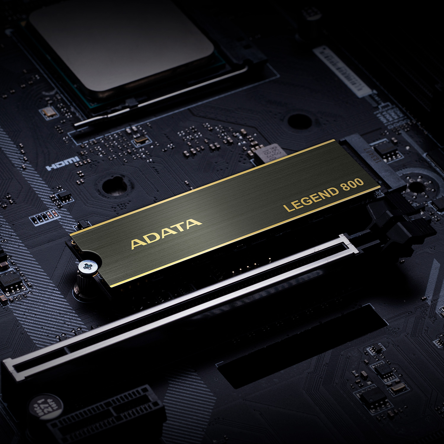 Unidad de Estado Sólido Adata Legend 800 de 1 TB, M2 2280, NVMe PCIe Gen 4X4, 3500/2200 MB/s.