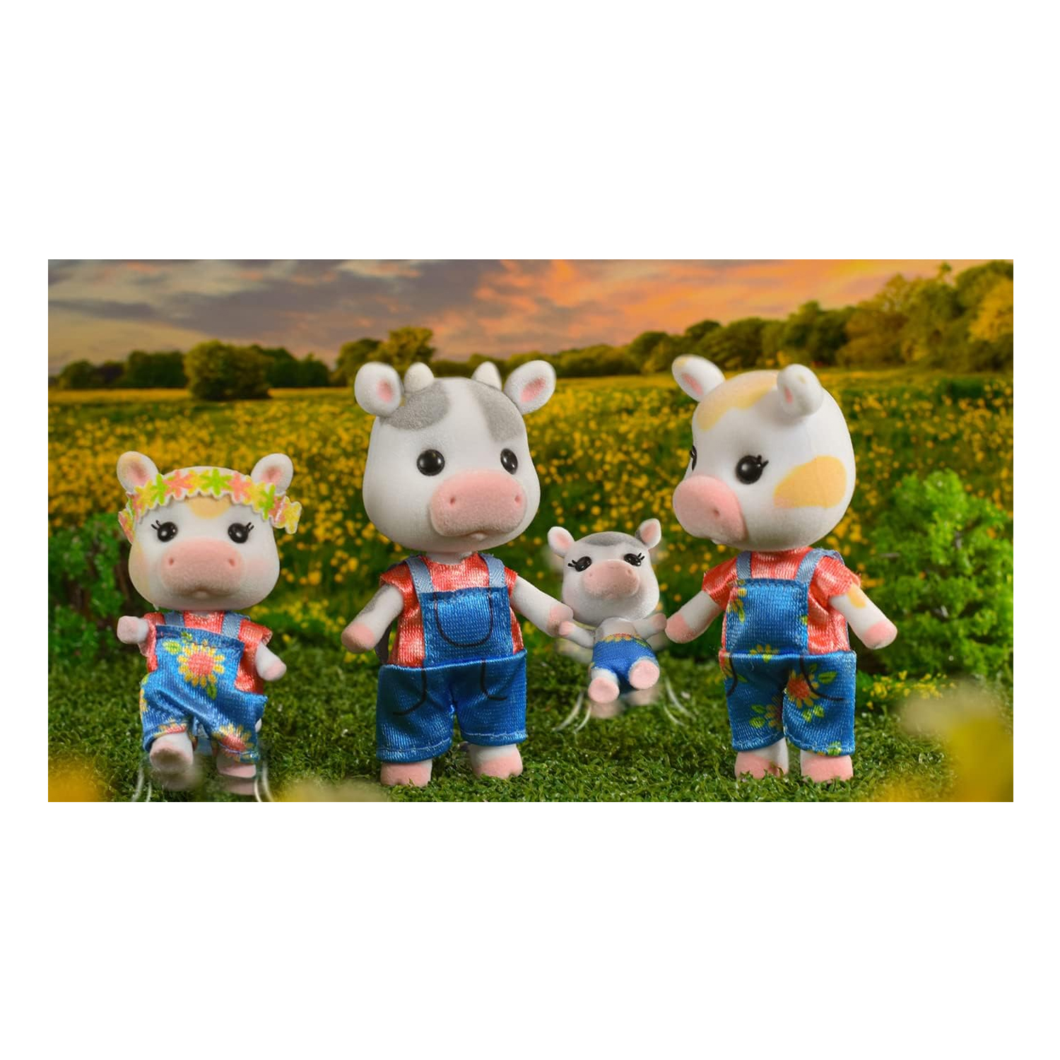 Sunny Days Entertainment Honey Bee Acres The Cloverberrys Cow Family Familia de Vaquitas.