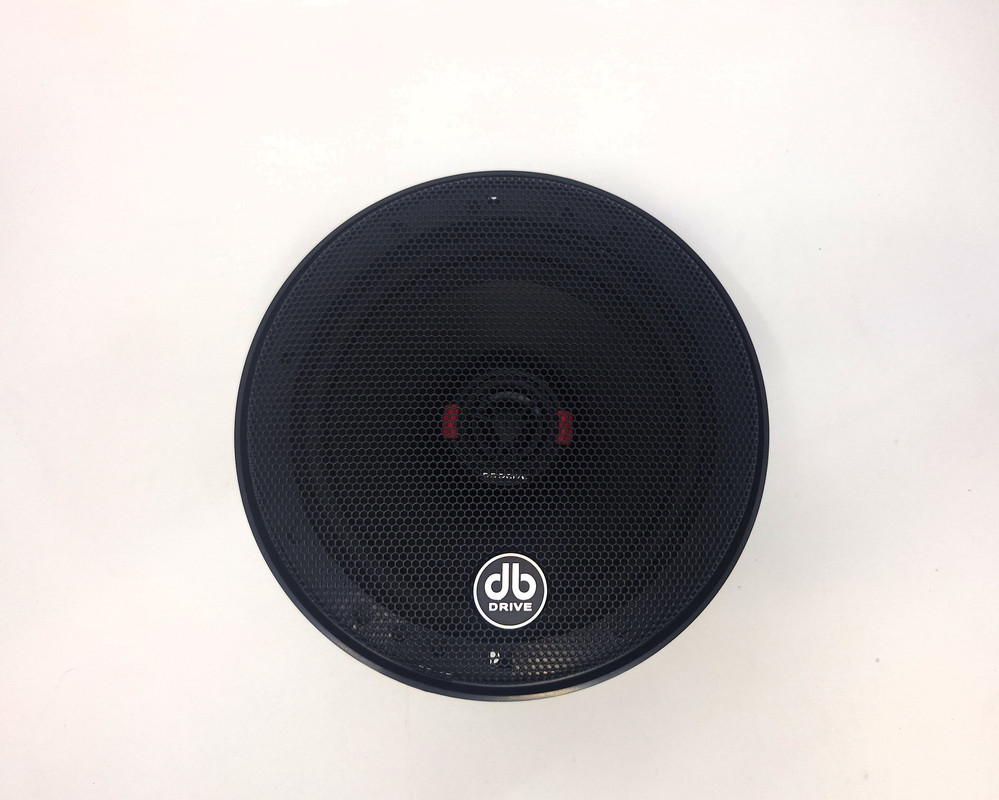Bocinas Coaxiales DB Drive S65 65W RMS 6.5 Pulgadas 2 Vías.