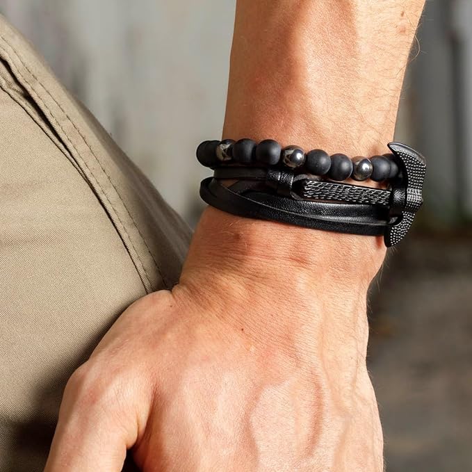 Pulsera Hombre Hacha y Bolitas Negras y Plateadas, Pulsera para Hombre, Pulsera Pareja, Pulsera de Ancla, Pulsera para Parejas, Pulsera Vikinga, Pulsera de Cuero, Pulsera Cuero, Pulsera de Piel, Pulsera Hombre Cuero, Pulsera de Hombre, Pulsera Ancla Hombre, Pulsera Hacha.