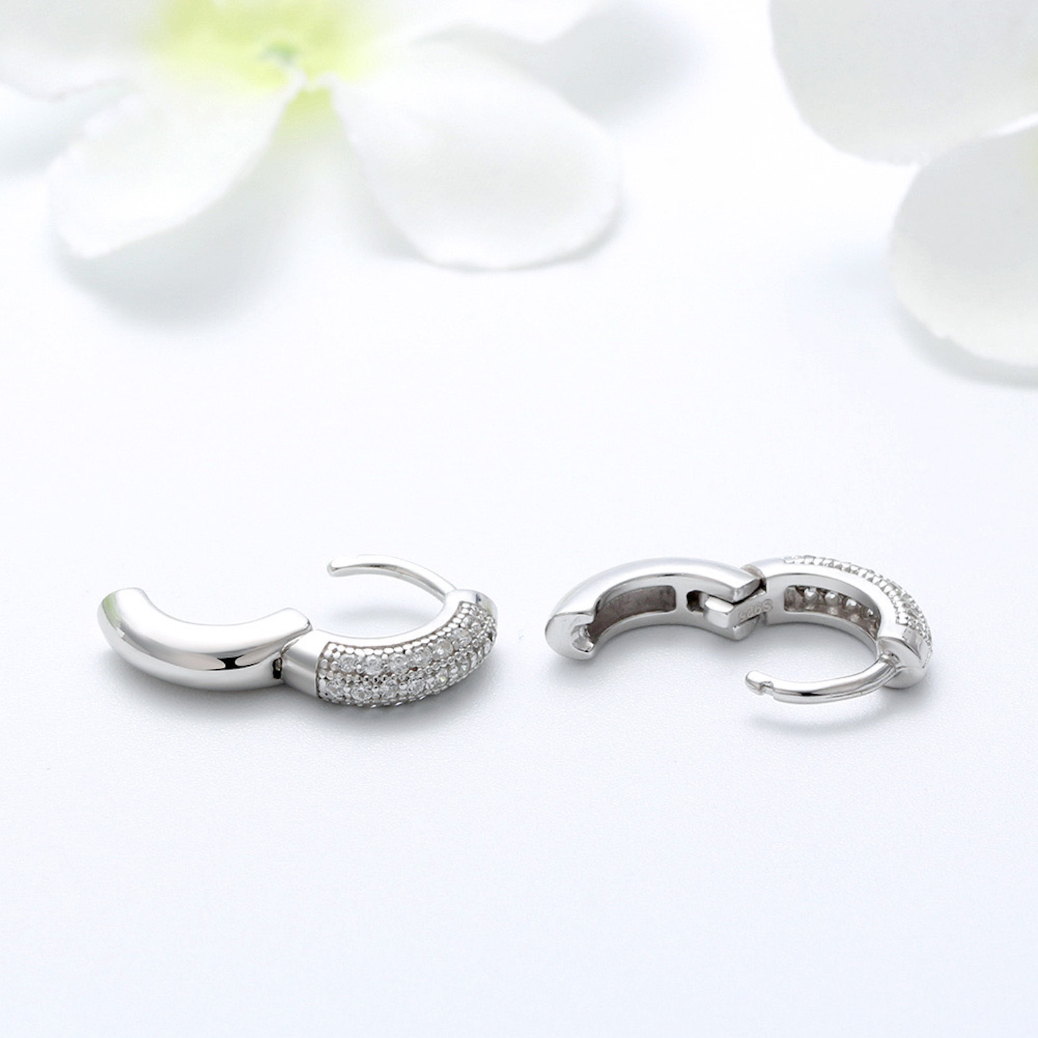 Aretes De Plata 925 Arracadas Huggies Zirconias 10mm.