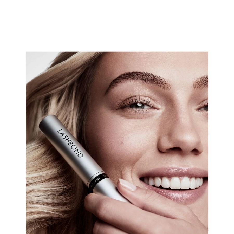 Olaplex Lashbond Building Serum.