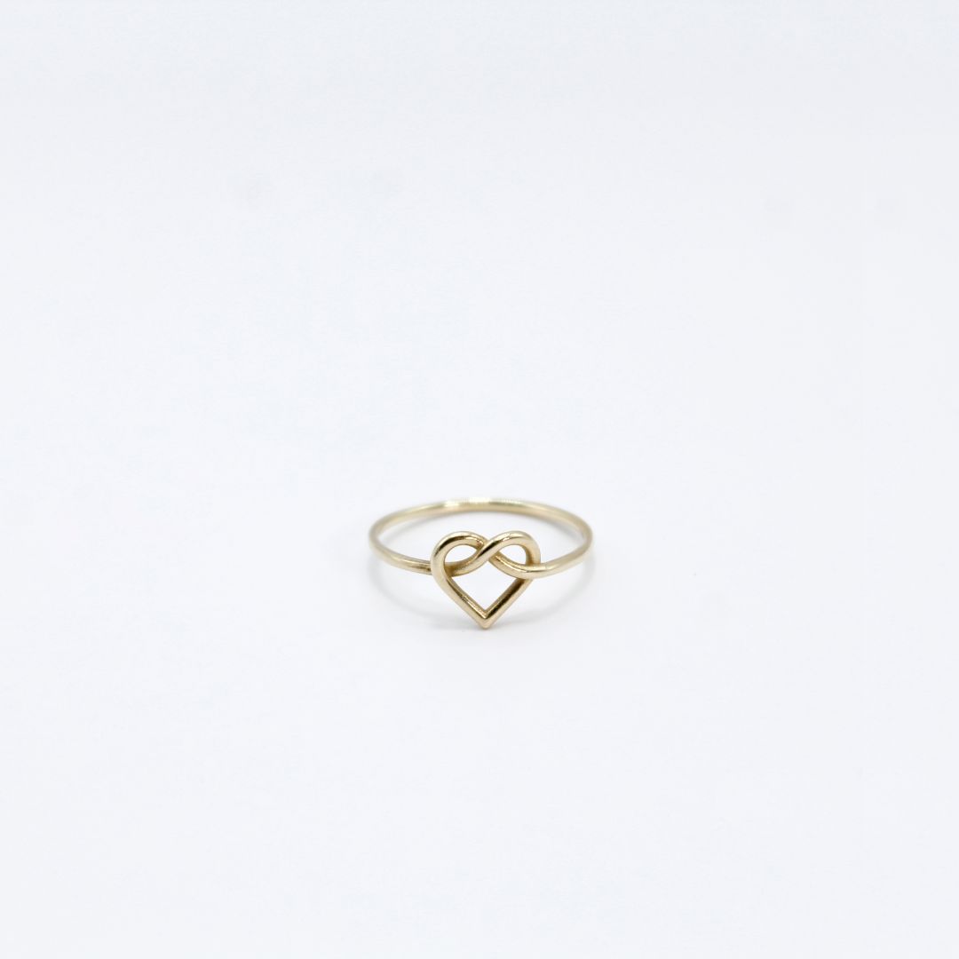 Anillo Corazon Infinito Oro Amarillo 10K Mujer.