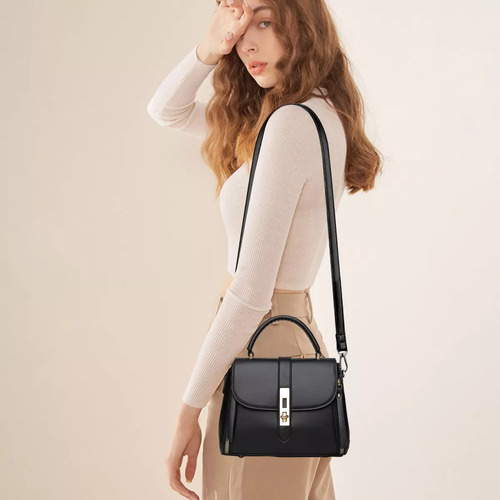 Bolso Negra Bandolera Impermeable Crossbody Para Mujer.