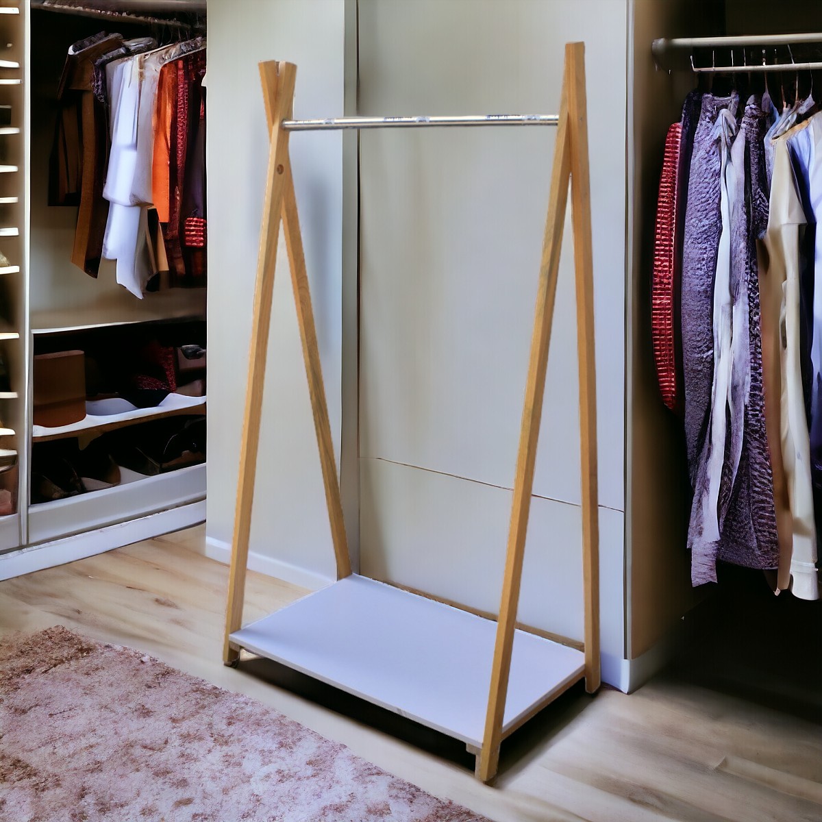 Estante triangular para ropa  multifuncional 