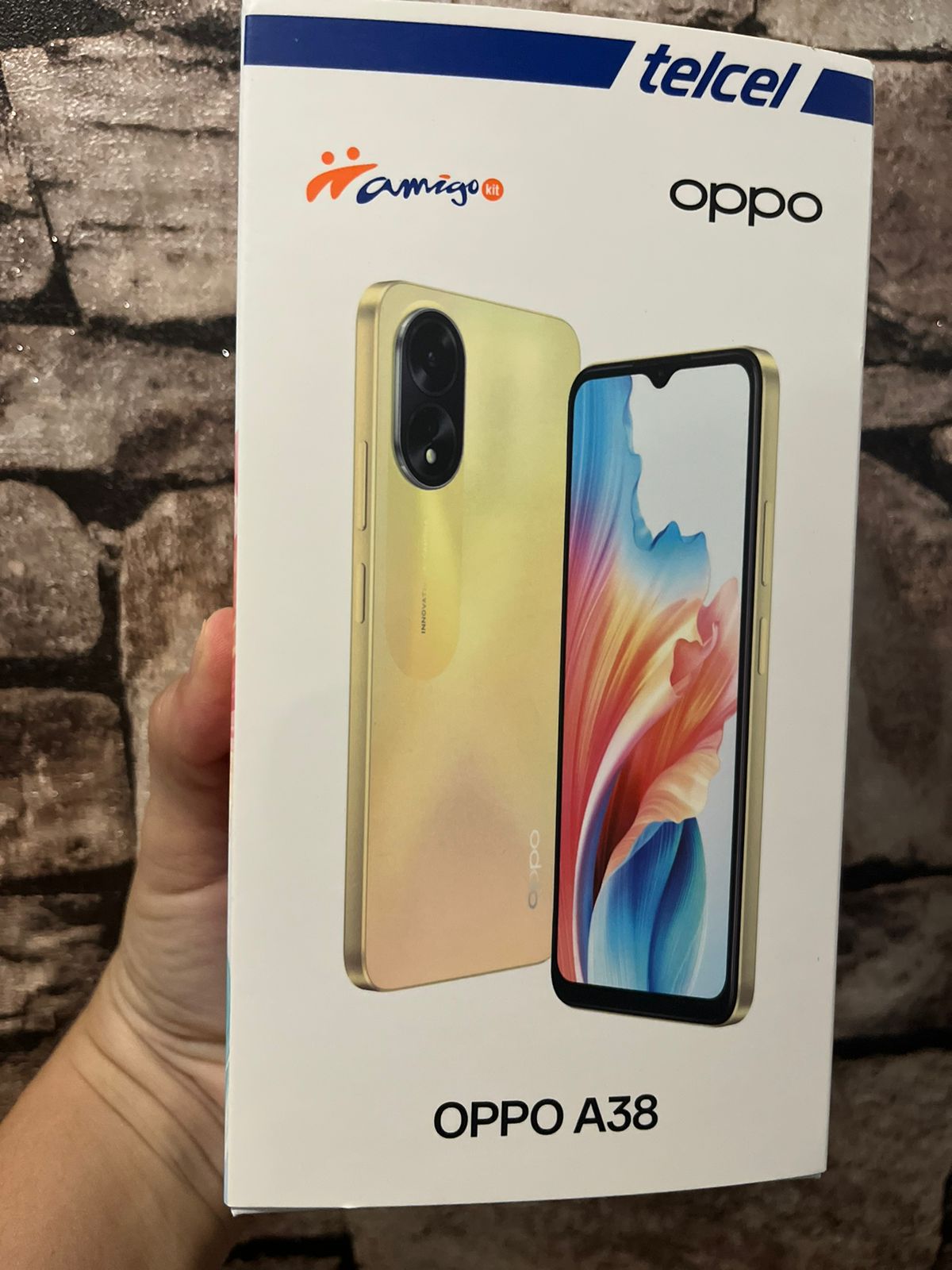 OPPO A38 .