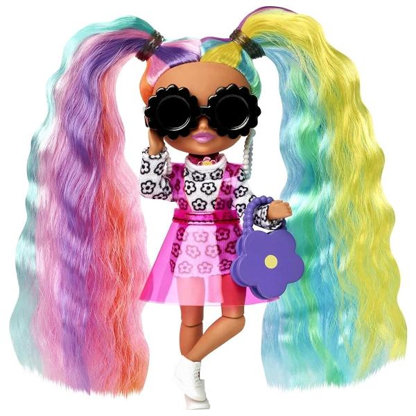 Barbie Extra, Minis Vestido Rosa con Flores, Muñeca para niñas a Partir de 3 años.