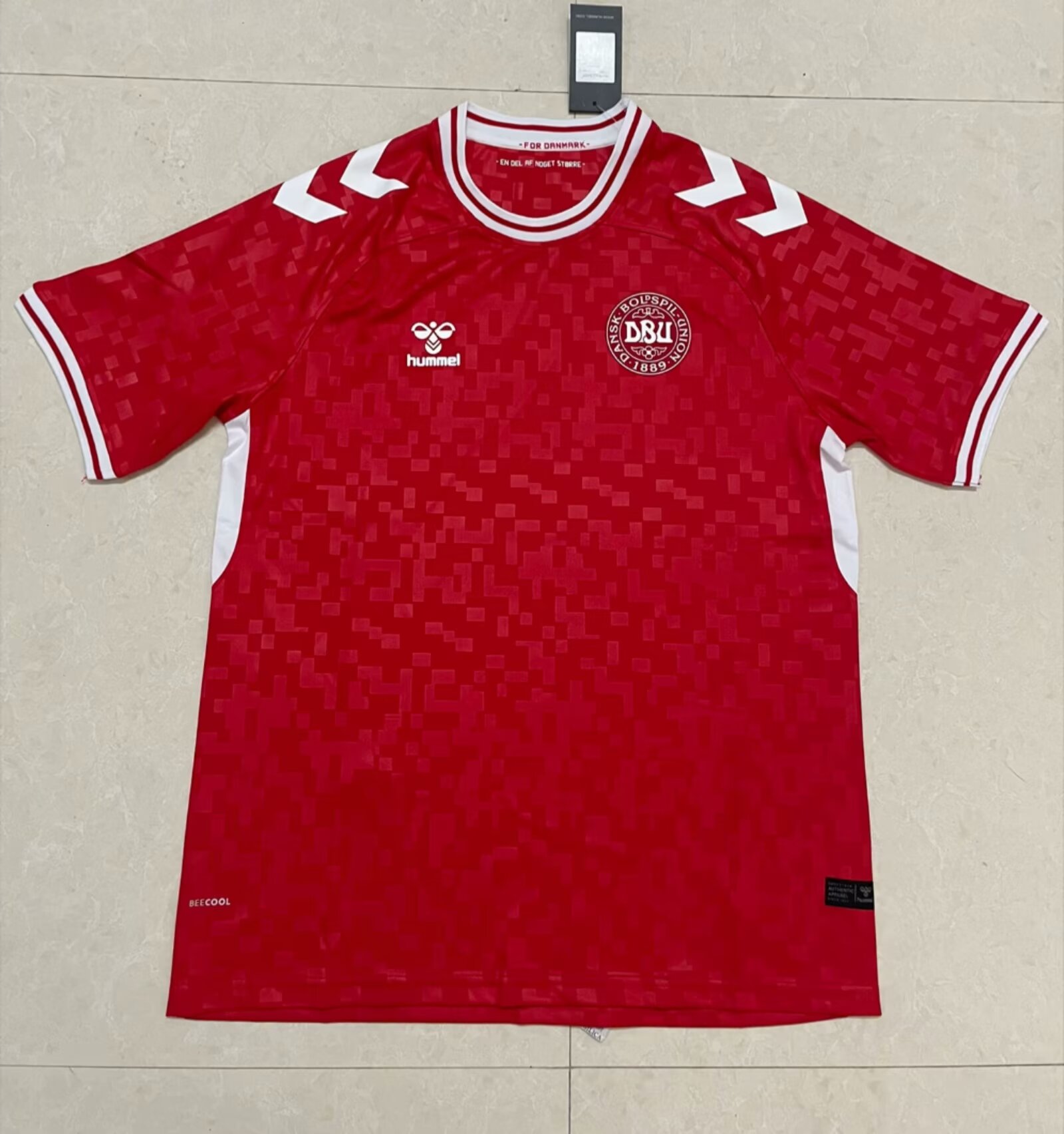 Nuevo! Jersey Dinamarca Eurocopa 2024/2025 Titular Roja Local Talla M.
