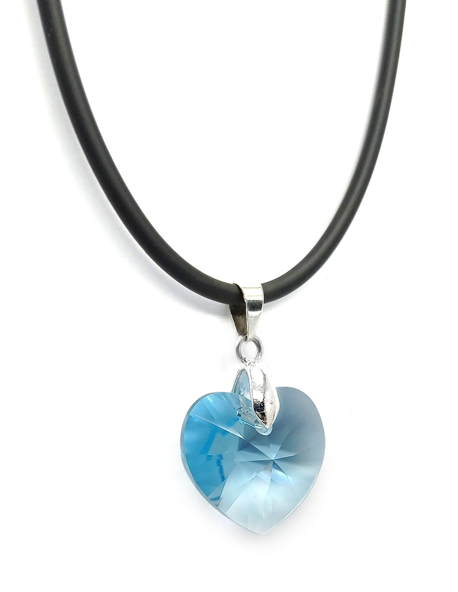 Collar Joyería Zvezda Heart Azul con caucho y plata.