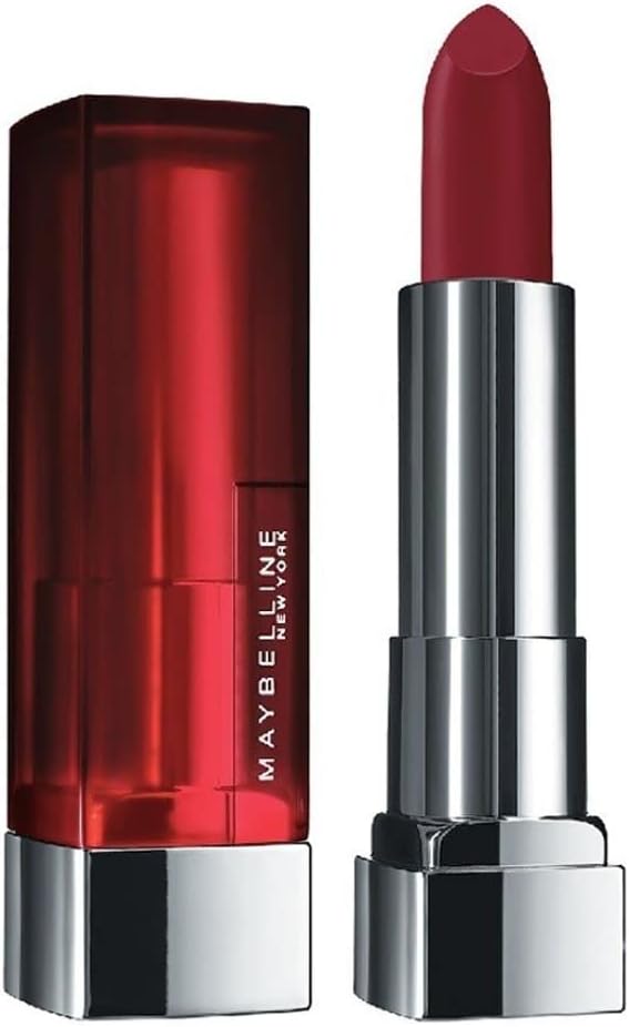 A Maybelline Color Sensational Matte Lápiz Labial, color Divine Wine.
