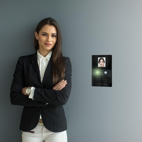 BioNet Reloj checador biométrico serie E, más licencia PYME, asistencia de tiempos de 25 empleados por reconocimiento facial, máquina para fichar, marcar tarjeta, control de asistencia