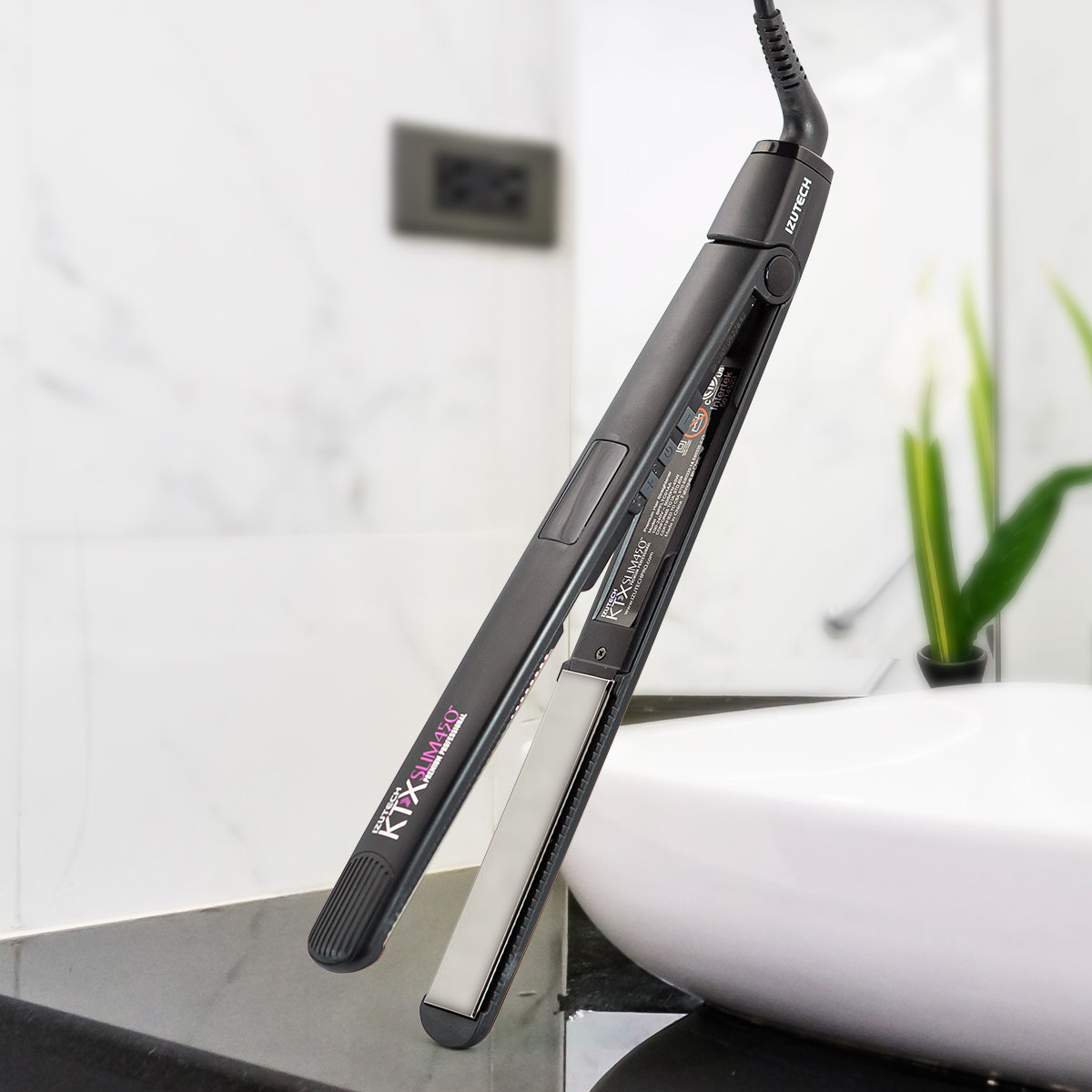 Plancha Izutech Ktx Slim450 De Titanio Profesional 450°f