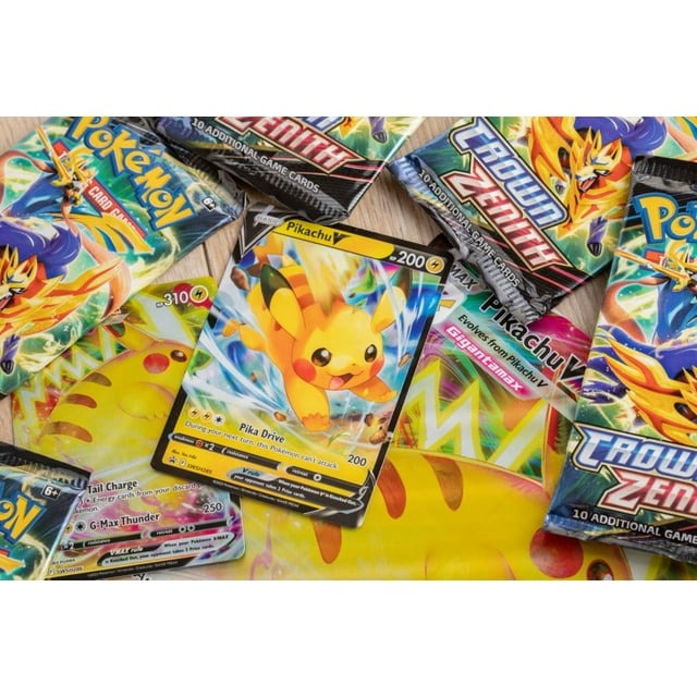 Pokemon TCG Colección Especial Crown Zenith Pikachu VMAX Original Inglés