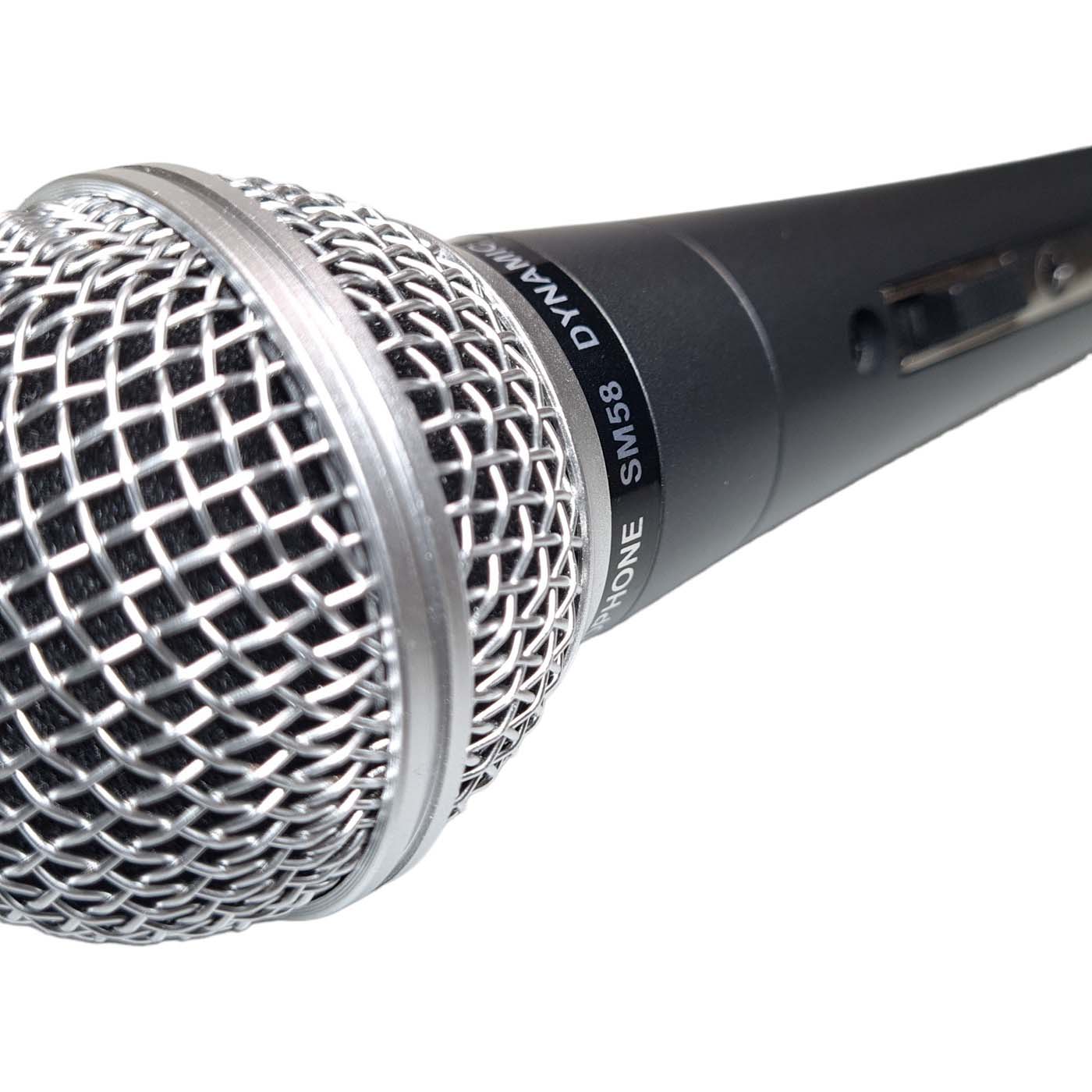 Micrófono Profesional Sm58 Ideal Para Voces Y Coros Dinámico Cardioide.