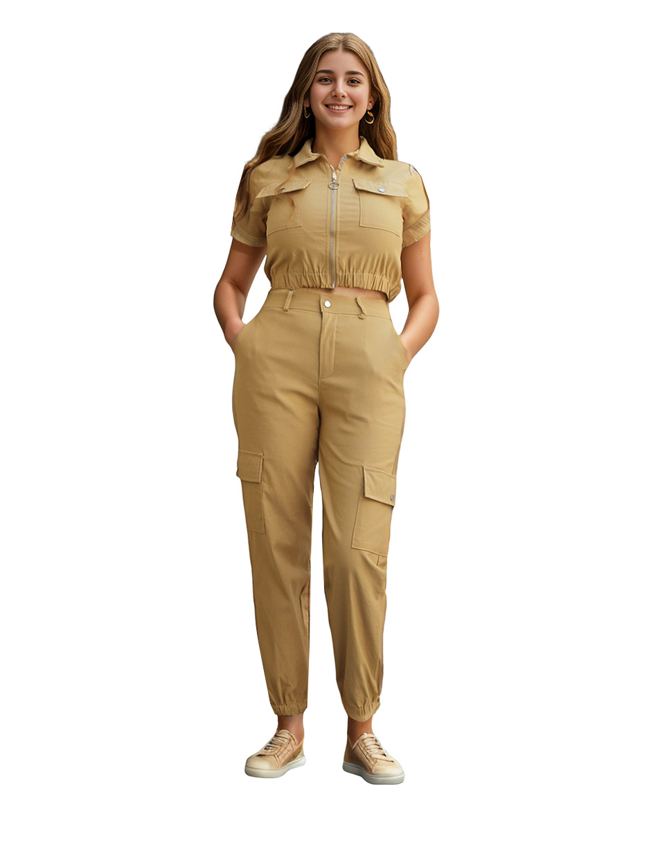 Conjunto de pantalón jogger y blusa cargo Amanda para mujer .