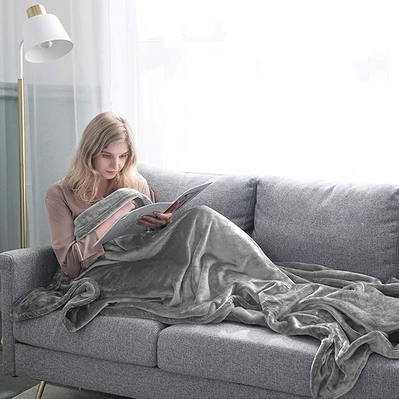 A Yostyle Cobija de Franela,Manta de Forro Ultrasuave y Transpirable, Frazada Acogedora de Felpa para Todas Las Estaciones,Cobijas de Microfibra Ligera para Sofá Cama,Tamaño Queen 230 X 230cm,Gris.