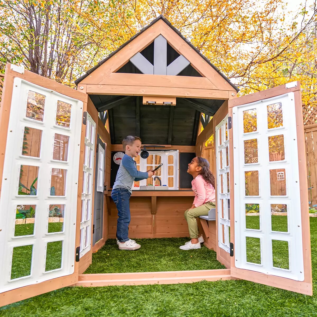 Kidkraft Casa de Juegos Atrium Playhouse.