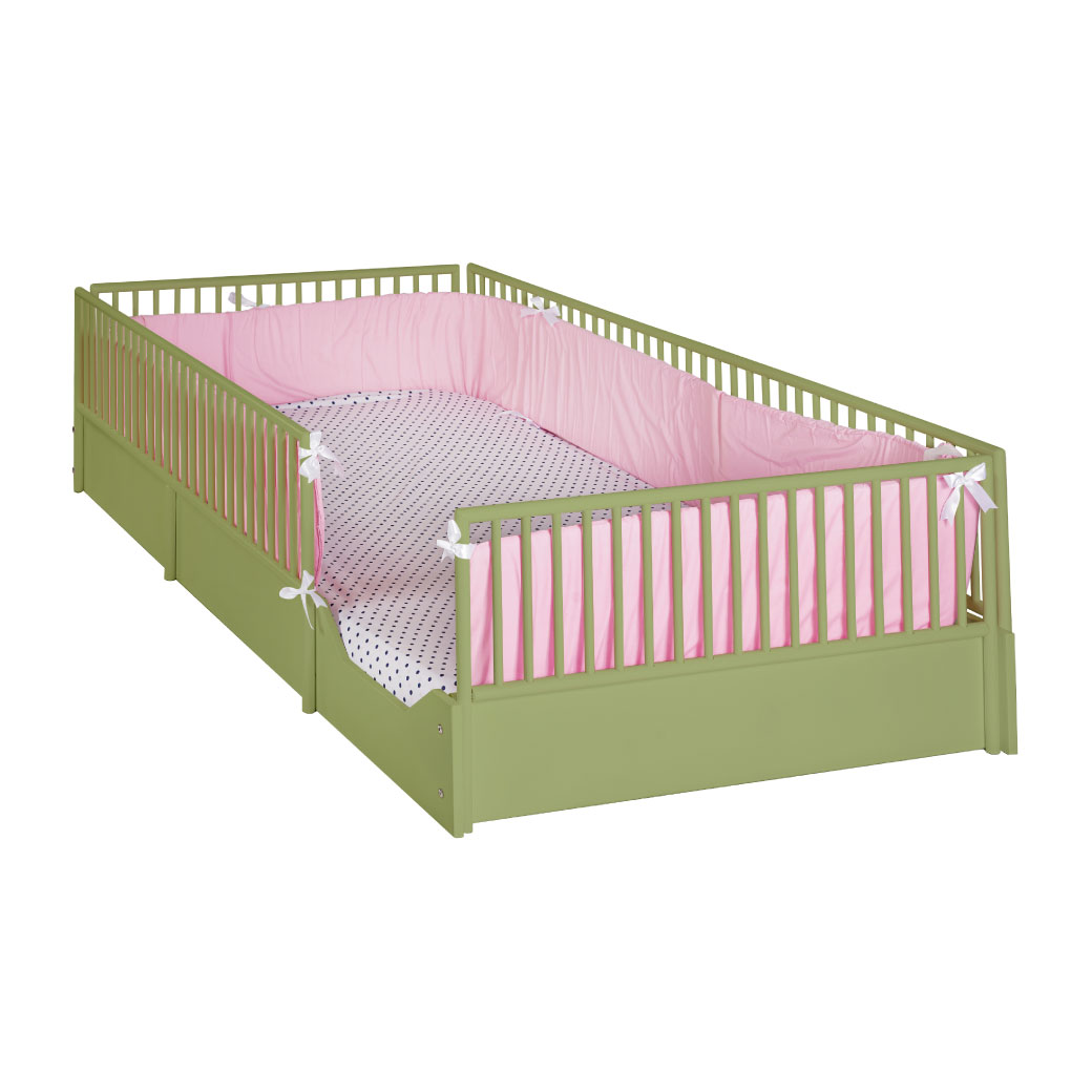 Cama cuna para bebe de madera en 7 colores mate y barandales removibles.