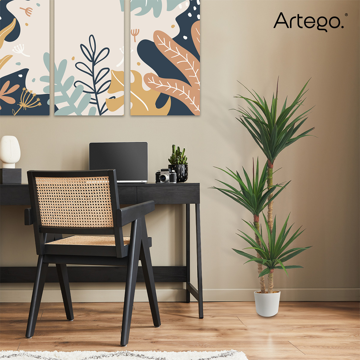 Planta artificial decorativa moderna con maceta Dracaena Palo de Brasil de 140cm de alto Artego para hogar sala comercio oficina.