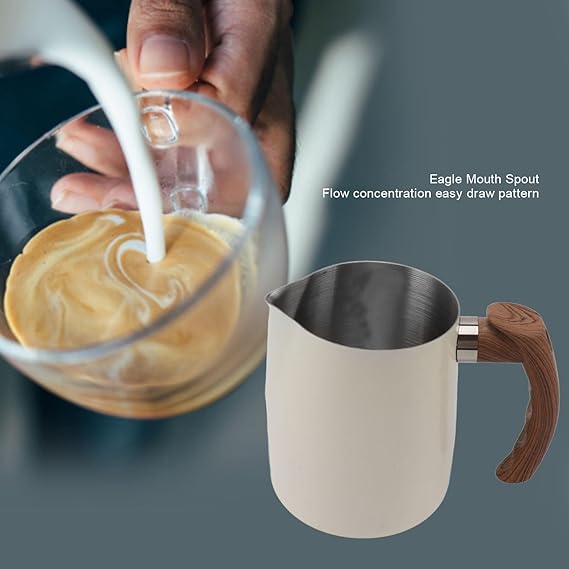 A Jarra para Espumar Leche, Jarra Humeante de Acero Inoxidable, Taza para Espumar Leche con Escala para Espresso Cappuccino Latte Coffee Art, Mango Resistente Al Calor (600ml).