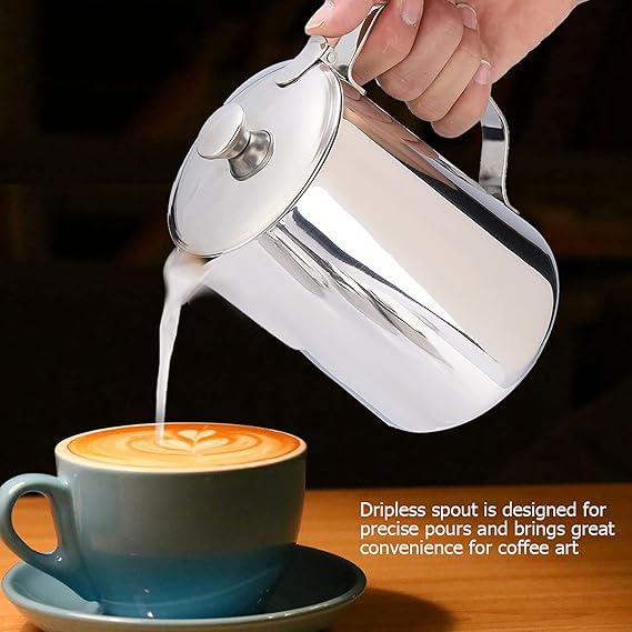 A Jarra para Espumar Café con Tapa, Taza para Espumar Leche de Acero Inoxidable, Taza para Jarra de Leche Multifuncional, Jarra para Vaporizar Café con Asa para Arte con Leche Y Leche para(1500 ml).
