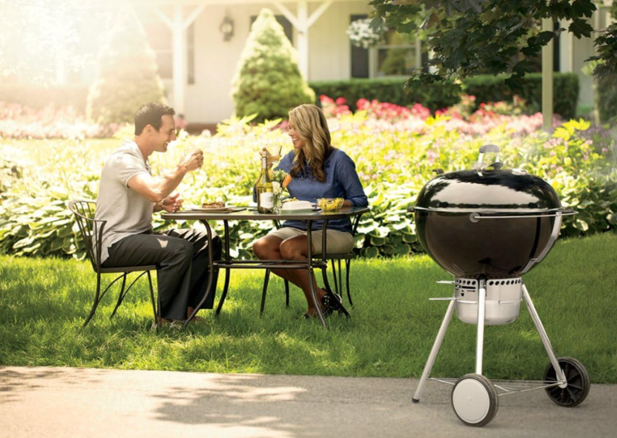 Asador de carbón Master Touch 22" Weber.