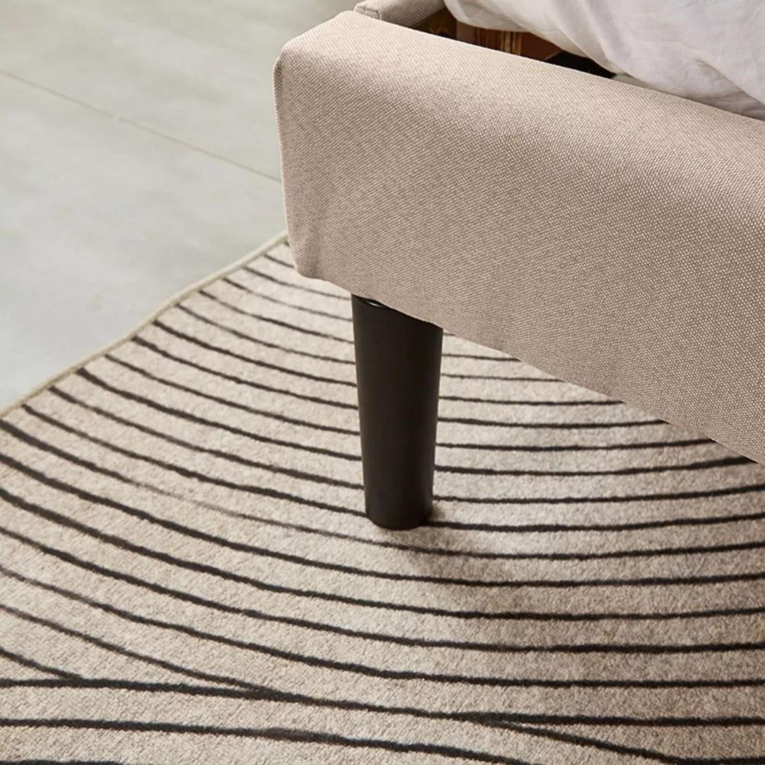 Ilios innova | Base Cabecera Para Cama En Madera Ilios Innova matrimonial Lino Color Café | Elegante cama matrimonial 