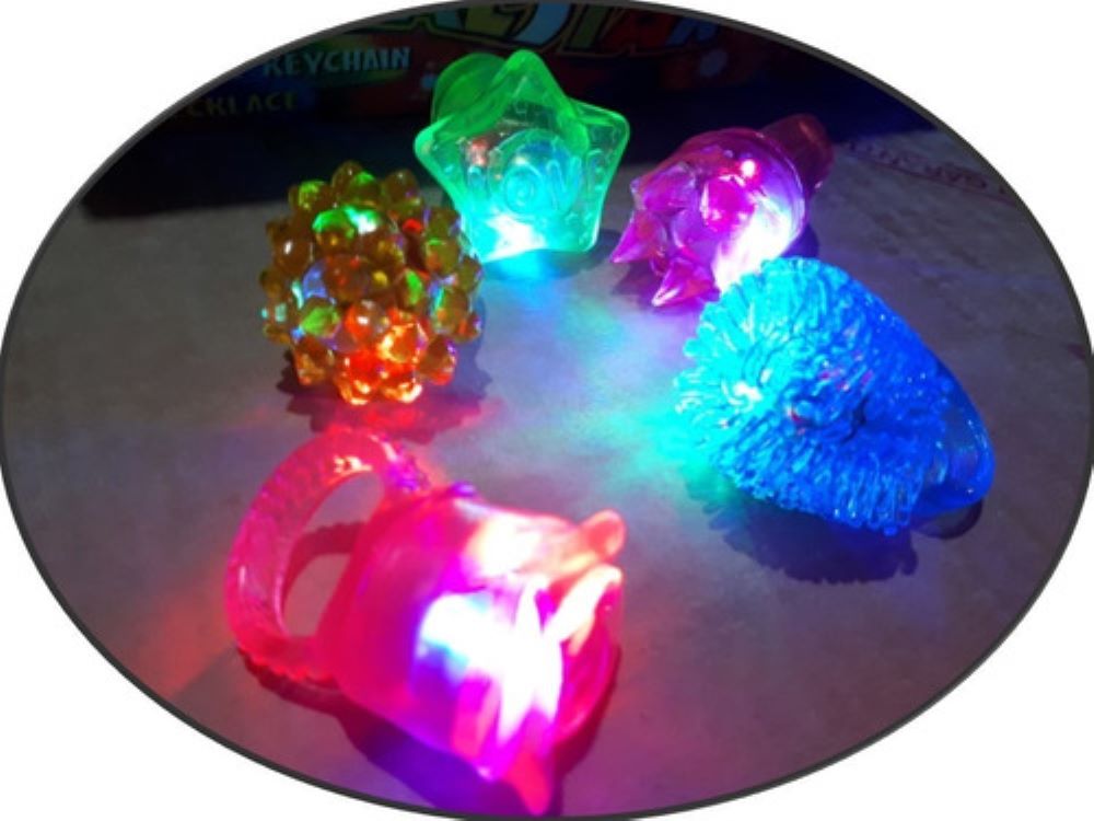 100 Anillos Luminosos Luz Led Varios Colores Neon Fiesta.