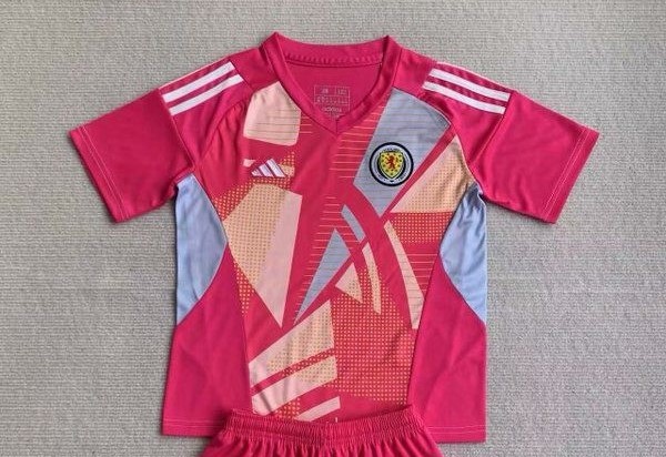 Nuevo! Jersey Escocia Eurocopa 2024/2025 Portero Arquero Rosa Talla L.