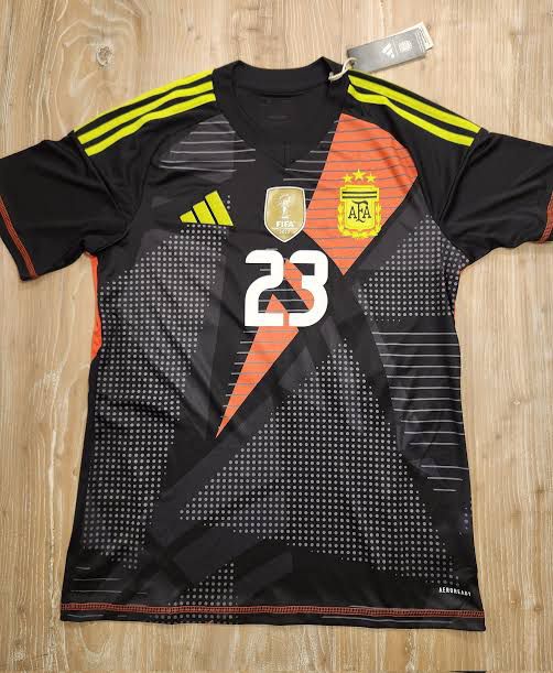 Nuevo! Jersey Argentina 2024/2025 Portero Arquero Negro Dibu Martinez 23 Talla S.