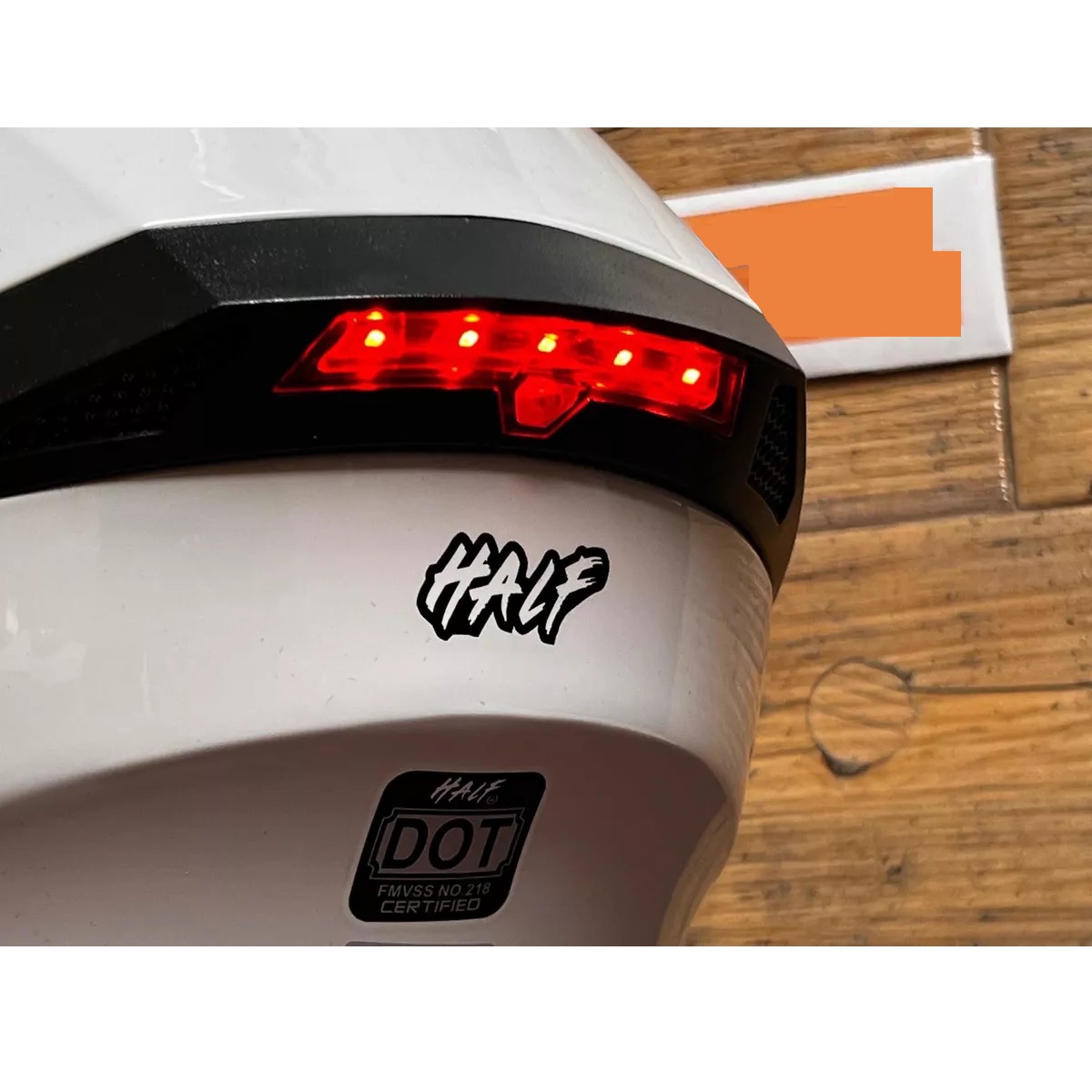 Casco Blanco Abatible Luz Led Mica Interna Certificado Ns Rs Talla L.