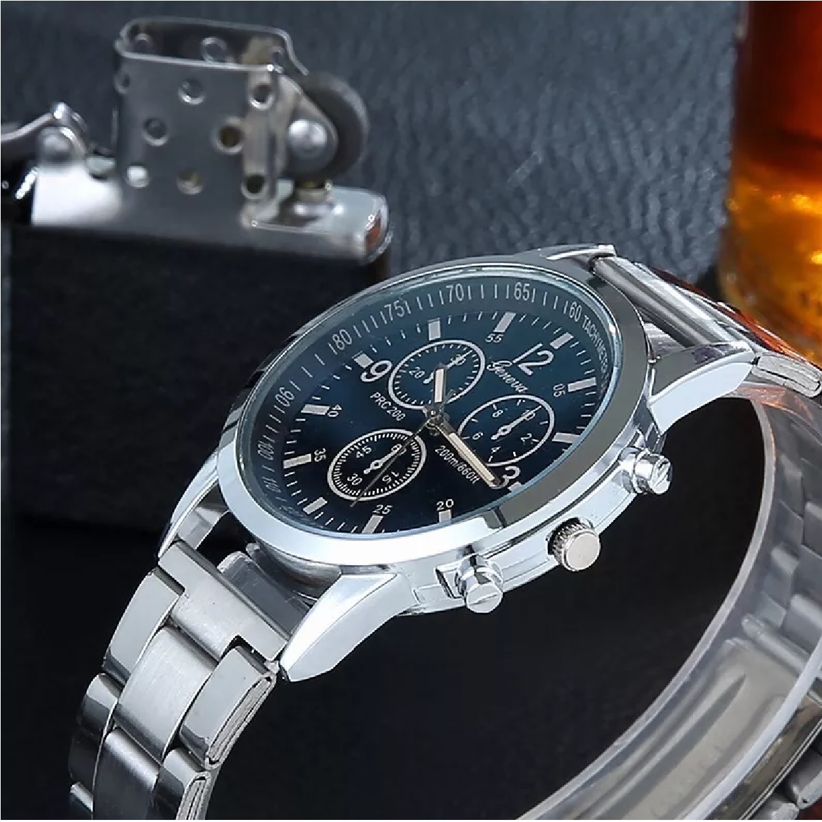 Moda Para Hombre Reloj Correa Metálica Fondo Negro.