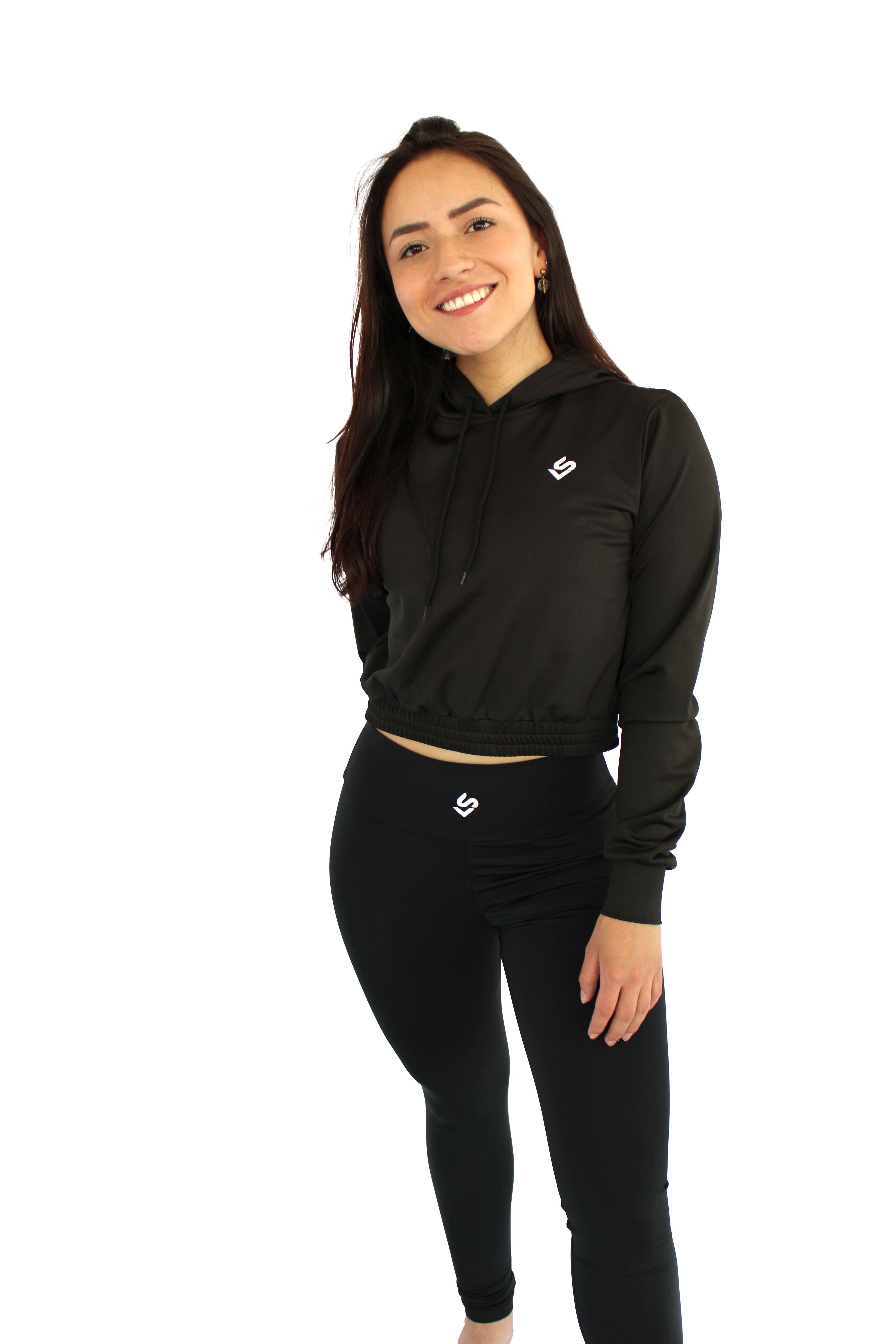 Sudadera crop top negra para dama .