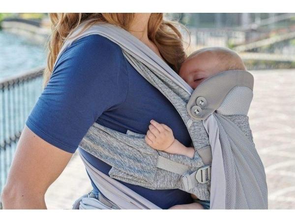 Cangurera Boppy Adjust Comfyfit Gris